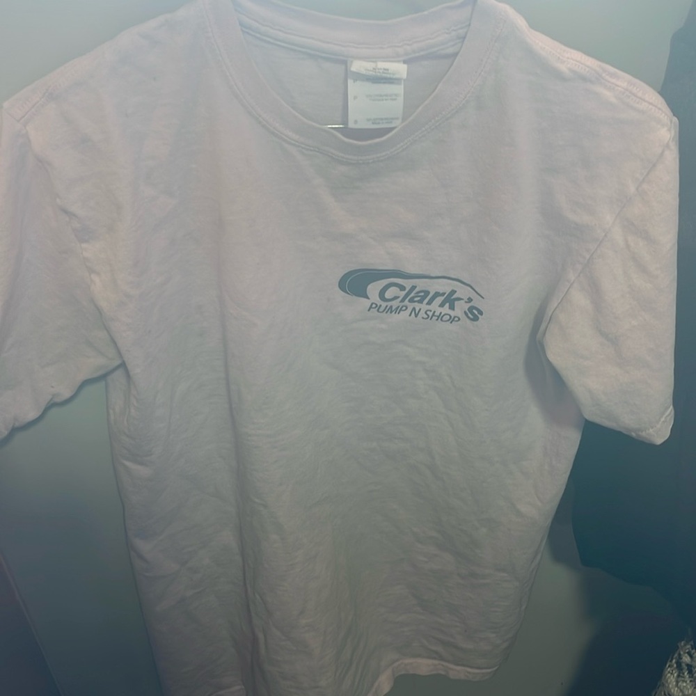 Small pink Clark’s pump n shop t shirt